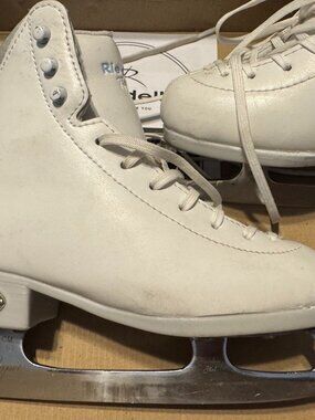 Riedell Topaz Figure Skates